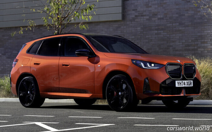 Forget manspreading; carspreading is the new urban nuisance. | Carscoops